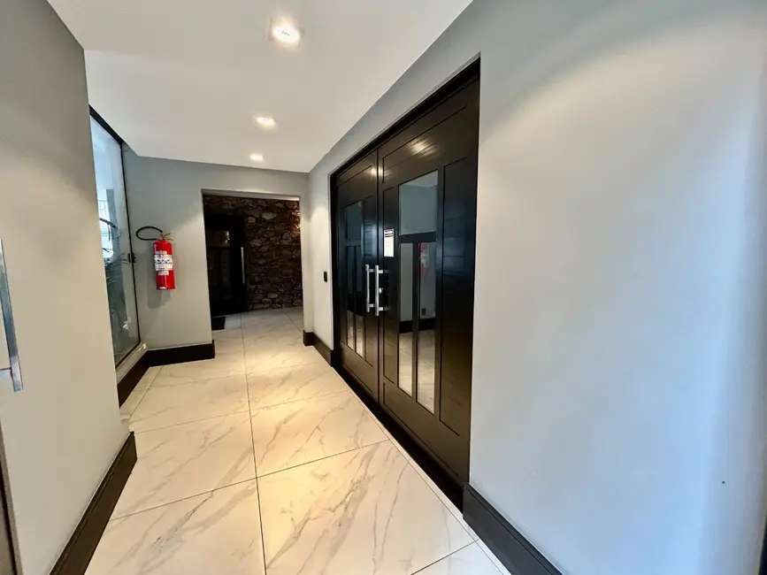 Foto 2 de Apartamento com 3 quartos à venda, 145m2 em Santa Cecília, São Paulo - SP