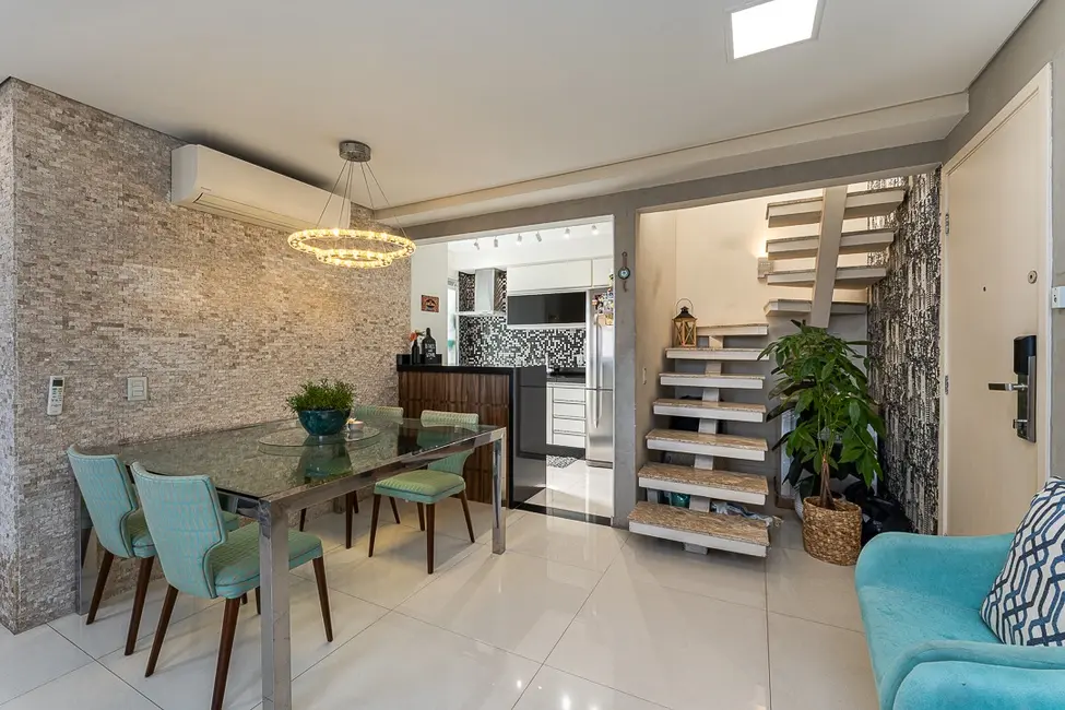 Foto 2 de Cobertura com 3 quartos à venda, 202m2 em Vila Gumercindo, São Paulo - SP