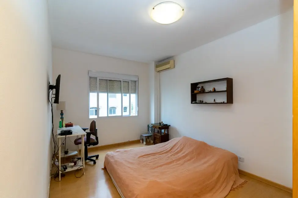 Apartamento com 3 quartos à venda, 155m2 em Santa Cecília, São Paulo - SP - imagem 9 Foto 9 de Apartamento com 3 quartos à venda, 155m2 em Santa Cecília, São Paulo - SP