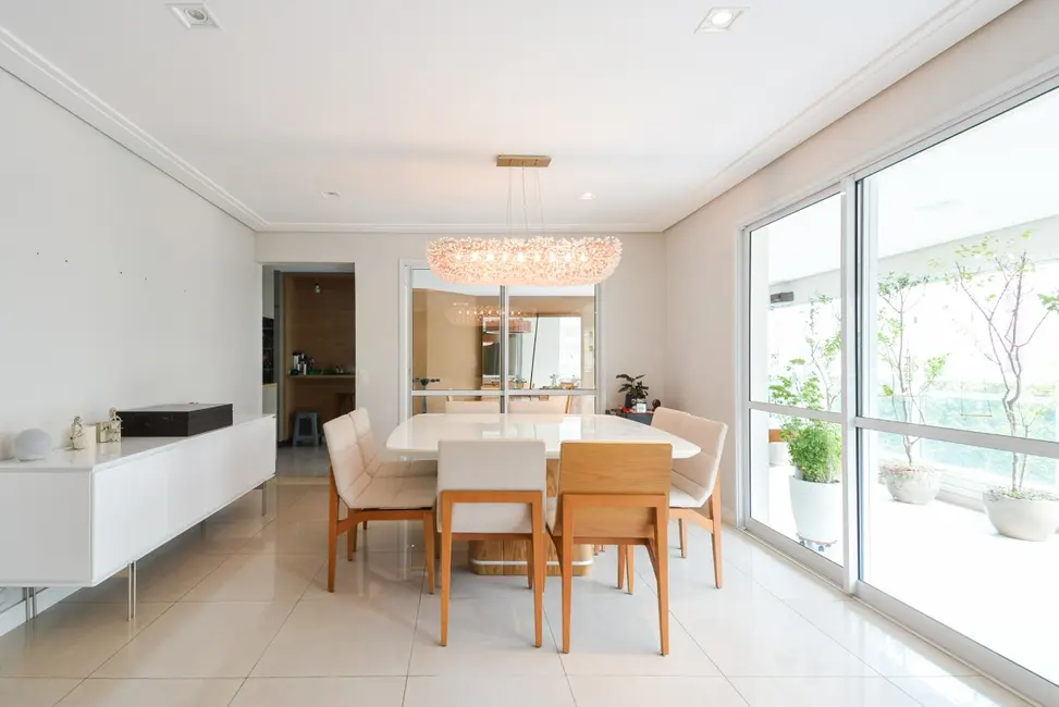 Foto 8 de Apartamento com 4 quartos à venda, 200m2 em Vila Mariana, São Paulo - SP