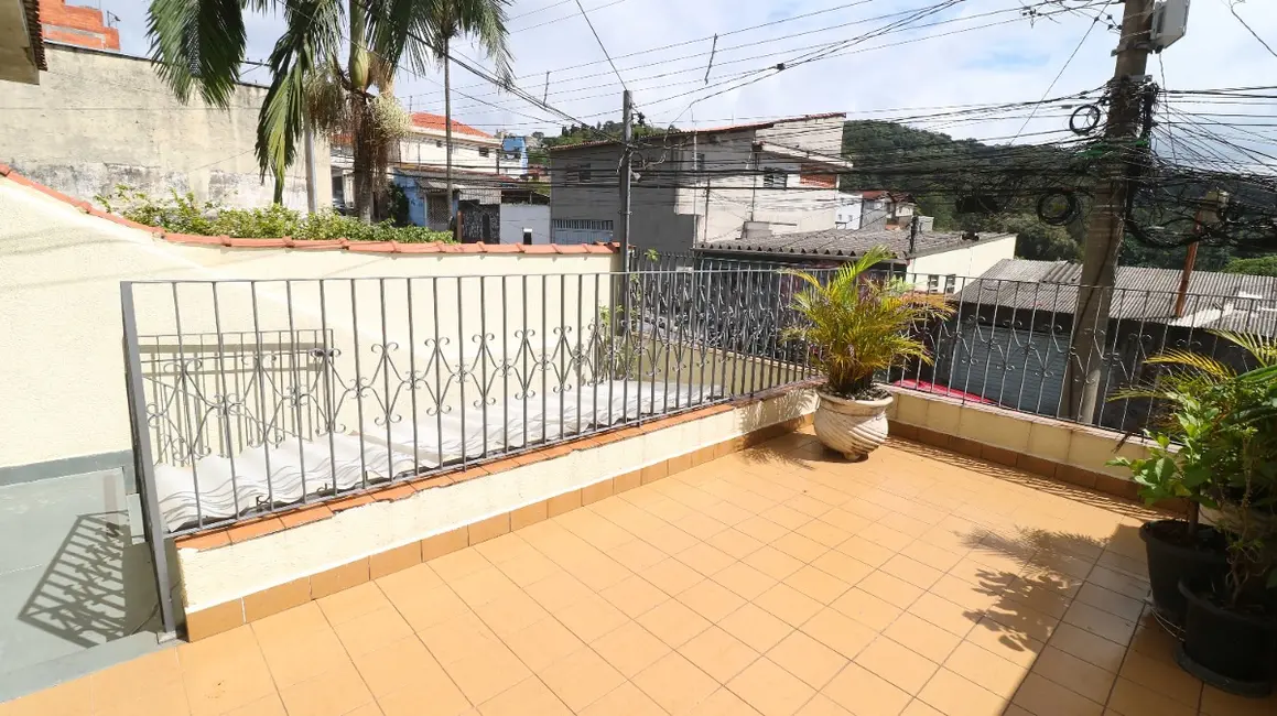 Foto 7 de Sobrado com 3 quartos à venda, 190m2 em Parque Ramos Freitas, São Paulo - SP