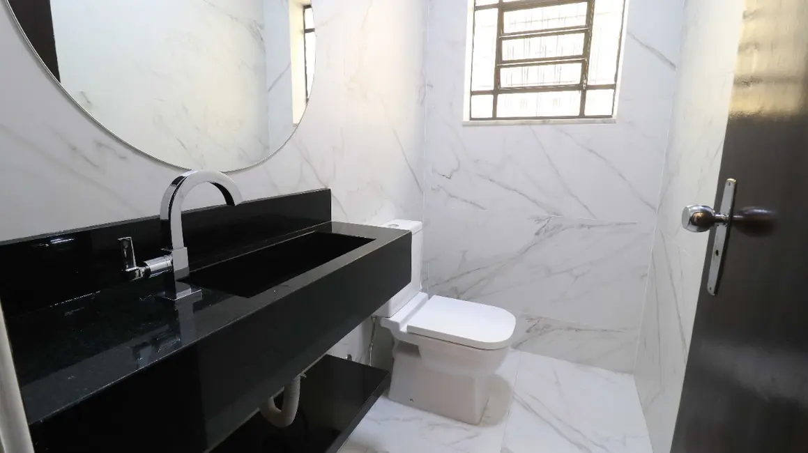 Foto 4 de Sobrado com 3 quartos à venda, 190m2 em Parque Ramos Freitas, São Paulo - SP