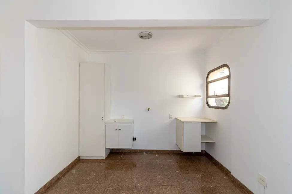 Foto 7 de Apartamento com 4 quartos para alugar, 231m2 em Santa Cecília, São Paulo - SP