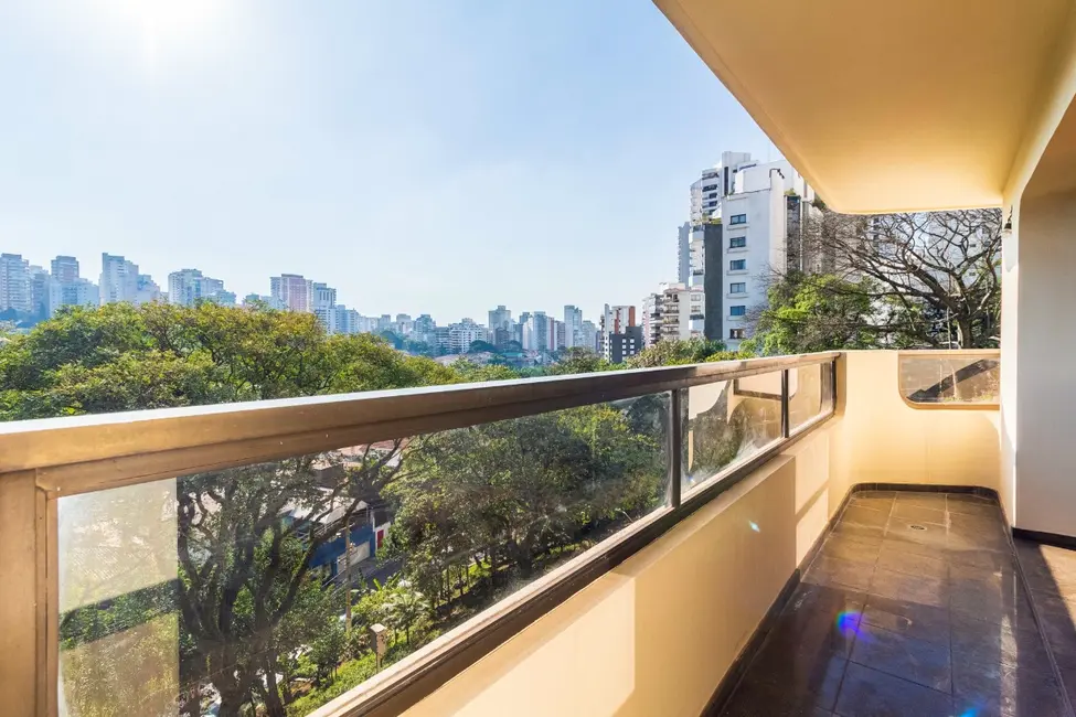 Apartamento com 4 quartos à venda, 231m2 em Santa Cecília, São Paulo - SP - imagem 9 Foto 9 de Apartamento com 4 quartos à venda, 231m2 em Santa Cecília, São Paulo - SP