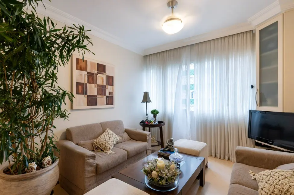 Apartamento com 3 quartos à venda, 91m2 em Moema, São Paulo - SP - imagem 2 Foto 2 de Apartamento com 3 quartos à venda, 91m2 em Moema, São Paulo - SP
