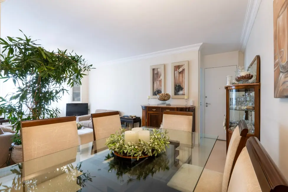 Apartamento com 3 quartos à venda, 91m2 em Moema, São Paulo - SP - imagem 8 Foto 8 de Apartamento com 3 quartos à venda, 91m2 em Moema, São Paulo - SP