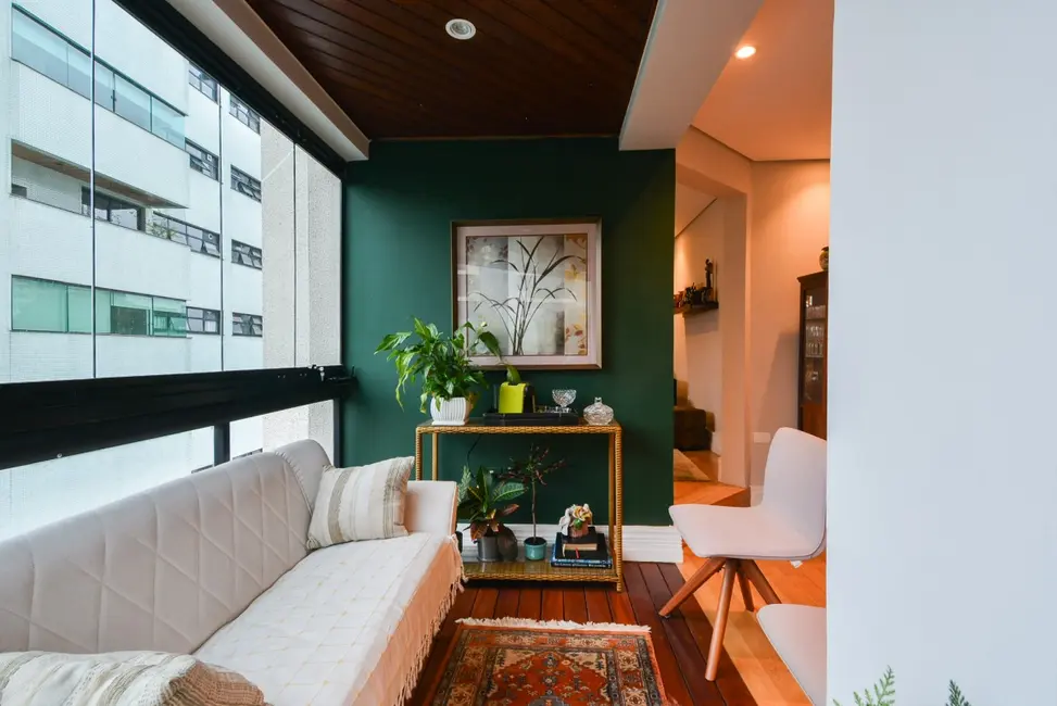 Apartamento com 3 quartos à venda, 179m2 em Planalto Paulista, São Paulo - SP - imagem 8 Foto 8 de Apartamento com 3 quartos à venda, 179m2 em Planalto Paulista, São Paulo - SP