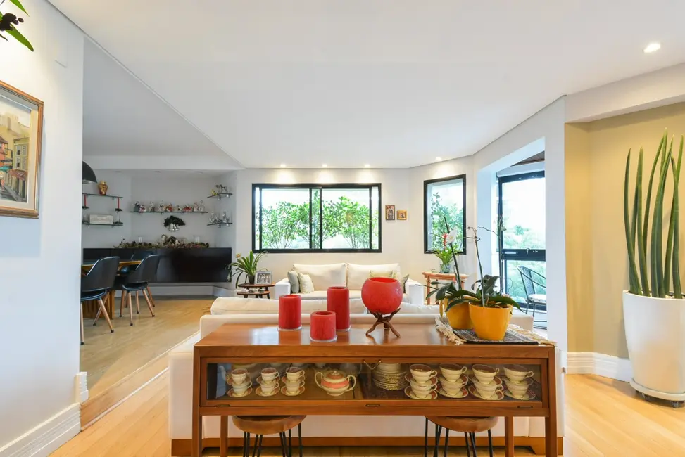 Apartamento com 3 quartos à venda, 179m2 em Planalto Paulista, São Paulo - SP - imagem 7 Foto 7 de Apartamento com 3 quartos à venda, 179m2 em Planalto Paulista, São Paulo - SP