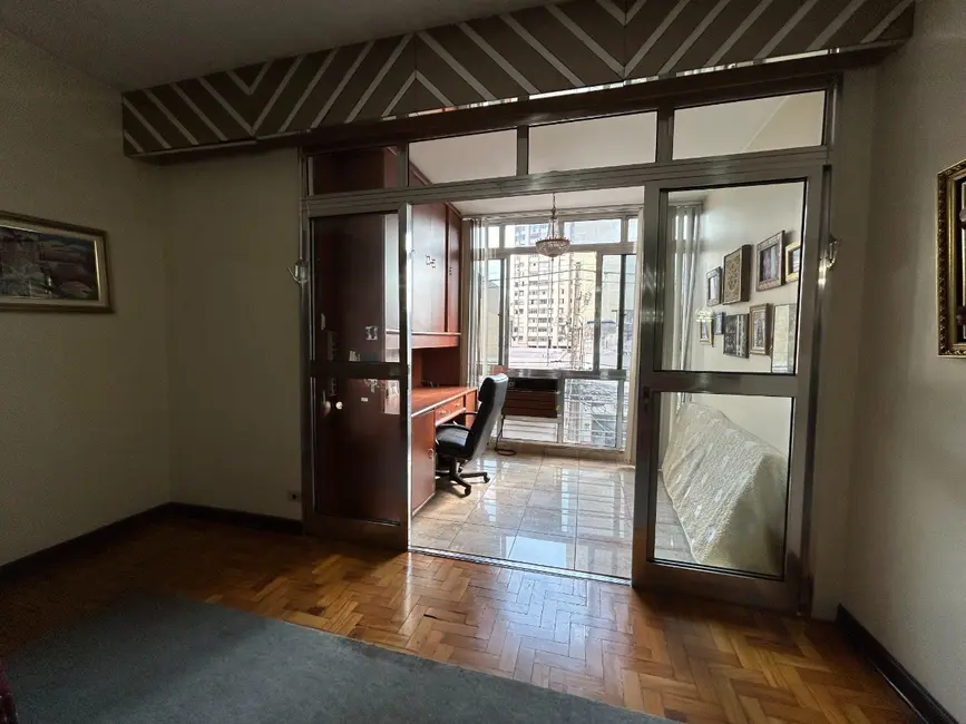 Apartamento com 3 quartos à venda em Bom Retiro, São Paulo - SP - imagem 4 Foto 4 de Apartamento com 3 quartos à venda em Bom Retiro, São Paulo - SP