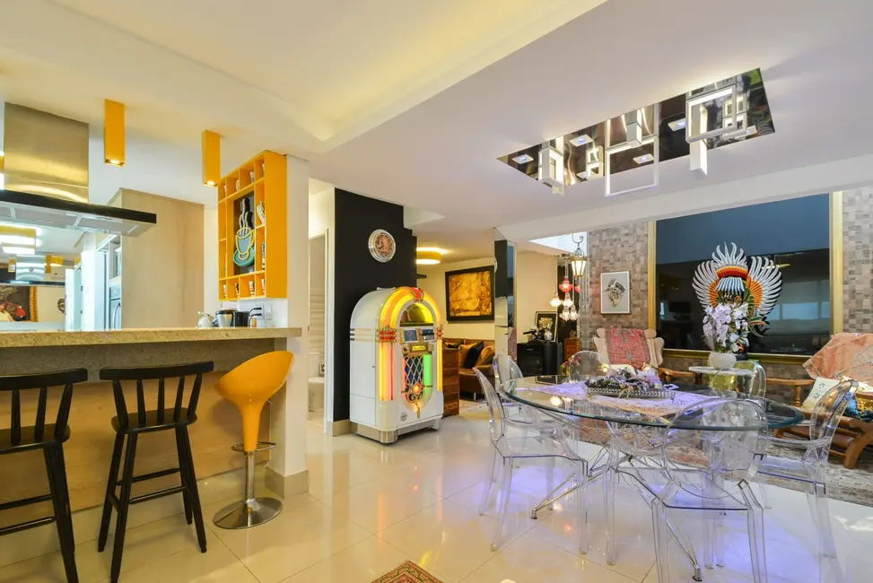 Sobrado com 3 quartos à venda, 98m2 em Jardim Aeroporto, São Paulo - SP - imagem 2 Foto 2 de Sobrado com 3 quartos à venda, 98m2 em Jardim Aeroporto, São Paulo - SP