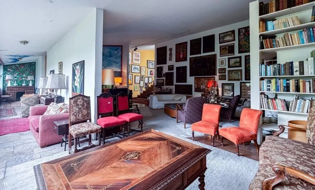 Foto 5 de Casa com 3 quartos à venda, 307m2 em Pacaembu, São Paulo - SP