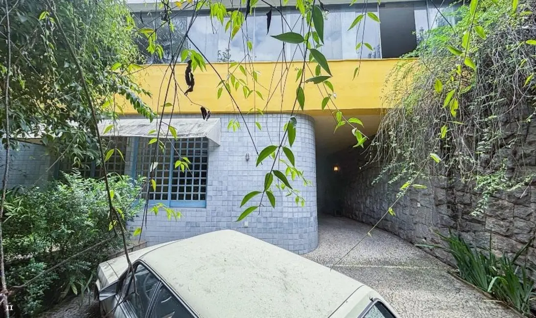 Foto 2 de Casa com 3 quartos à venda, 307m2 em Pacaembu, São Paulo - SP