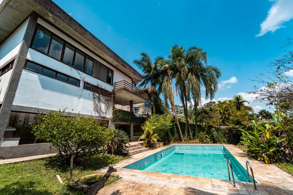 Casa com 5 quartos à venda, 259m2 em Jardim Marajoara, São Paulo - SP - imagem 1 Foto 1 de Casa com 5 quartos à venda, 259m2 em Jardim Marajoara, São Paulo - SP