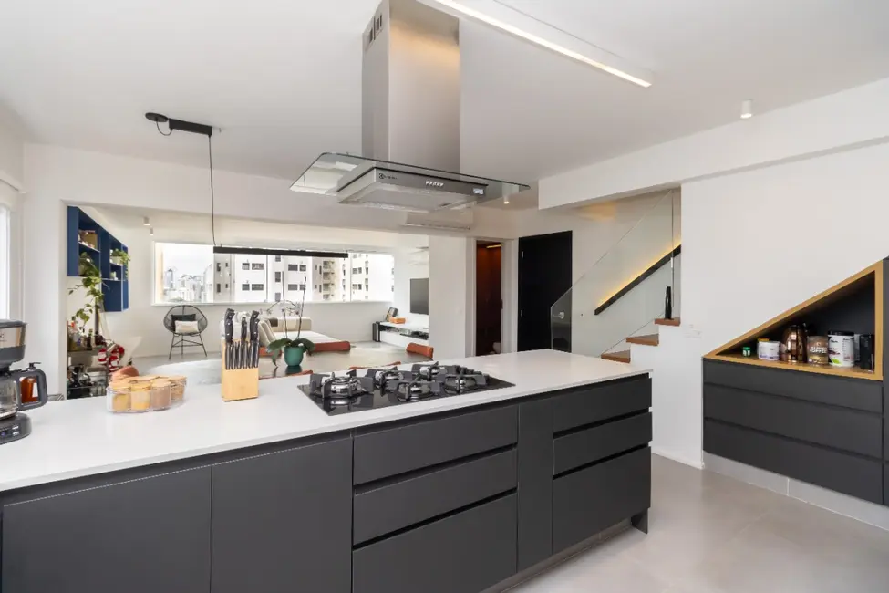 Apartamento com 3 quartos à venda, 250m2 em Vila Olímpia, São Paulo - SP - imagem 8 Foto 8 de Apartamento com 3 quartos à venda, 250m2 em Vila Olímpia, São Paulo - SP