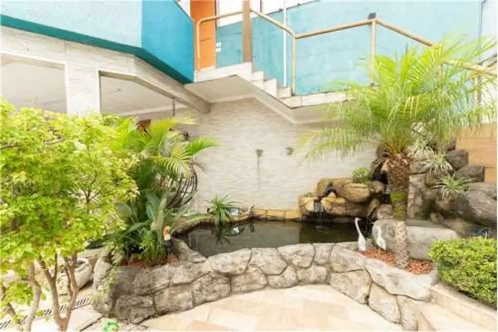 Foto 3 de Casa com 3 quartos à venda, 419m2 em Vila Paranaguá, São Paulo - SP