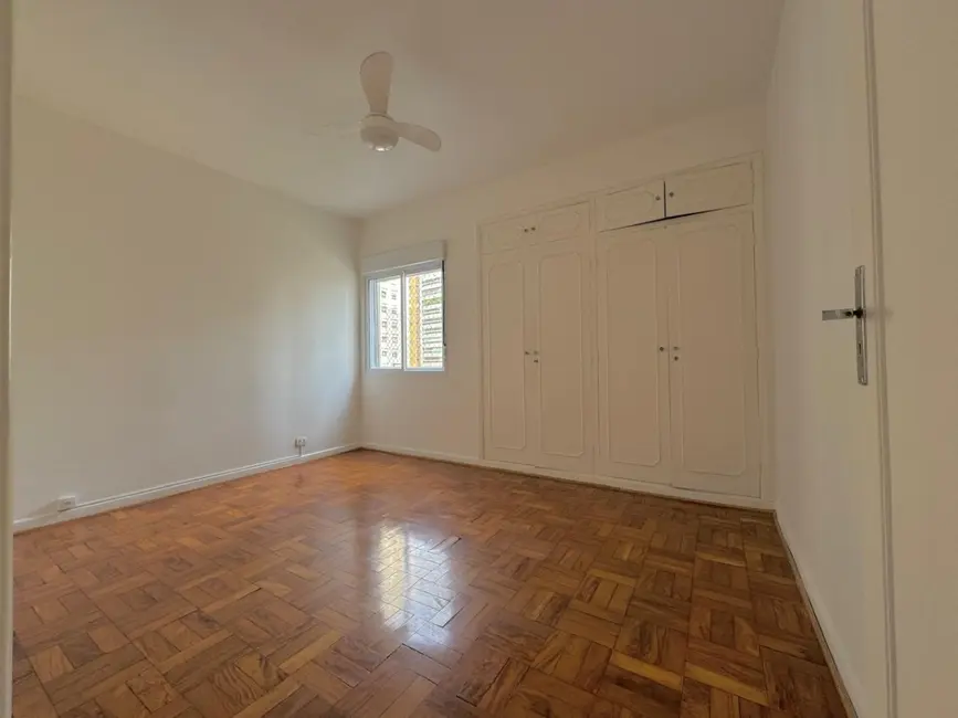 Apartamento com 3 quartos à venda, 104m2 em Vila Nova Conceição, São Paulo - SP - imagem 8 Foto 8 de Apartamento com 3 quartos à venda, 104m2 em Vila Nova Conceição, São Paulo - SP