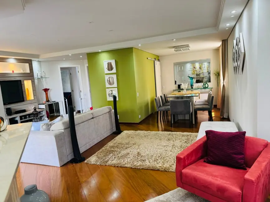 Apartamento com 5 quartos à venda, 185m2 em Aclimação, São Paulo - SP - imagem 9 Foto 9 de Apartamento com 5 quartos à venda, 185m2 em Aclimação, São Paulo - SP