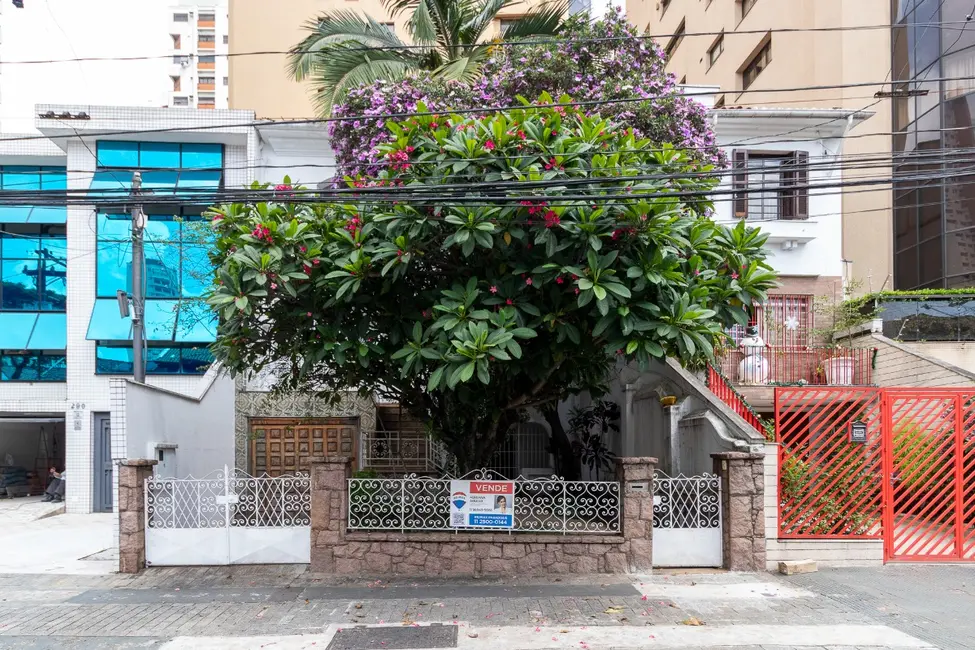 Foto 2 de Casa com 3 quartos à venda, 335m2 em Aclimação, São Paulo - SP