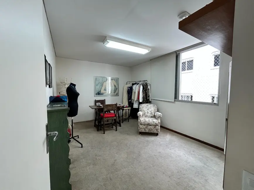 Foto 7 de Apartamento com 3 quartos à venda, 178m2 em Jardim Paulista, São Paulo - SP