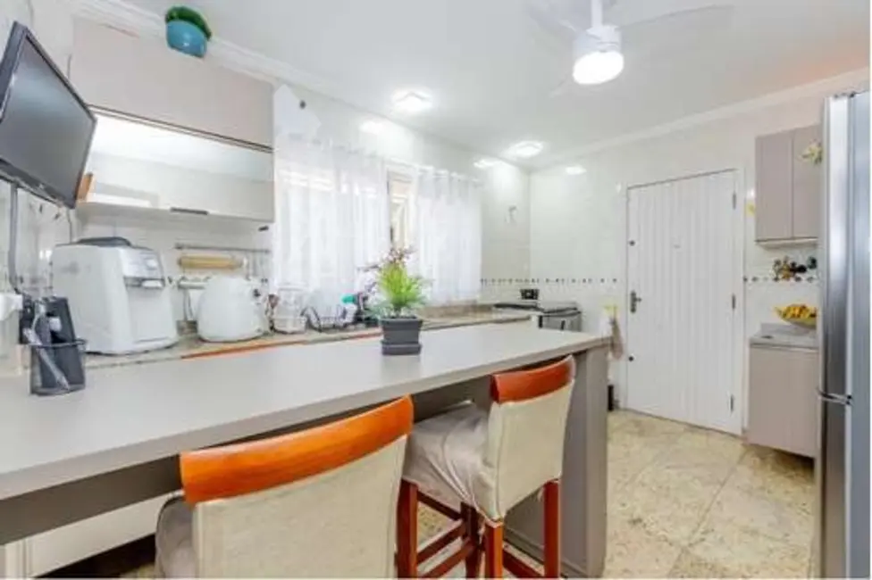 Casa com 6 quartos à venda, 226m2 em Vila Bertioga, São Paulo - SP - imagem 4 Foto 4 de Casa com 6 quartos à venda, 226m2 em Vila Bertioga, São Paulo - SP