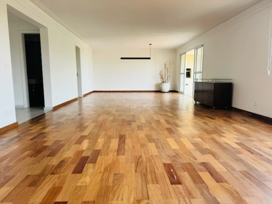 Apartamento com 5 quartos à venda, 237m2 em Vila Mariana, São Paulo - SP - imagem 2 Foto 2 de Apartamento com 5 quartos à venda, 237m2 em Vila Mariana, São Paulo - SP