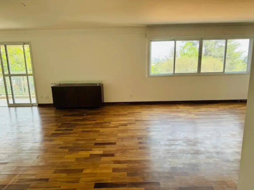Apartamento com 5 quartos à venda, 237m2 em Vila Mariana, São Paulo - SP - imagem 4 Foto 4 de Apartamento com 5 quartos à venda, 237m2 em Vila Mariana, São Paulo - SP