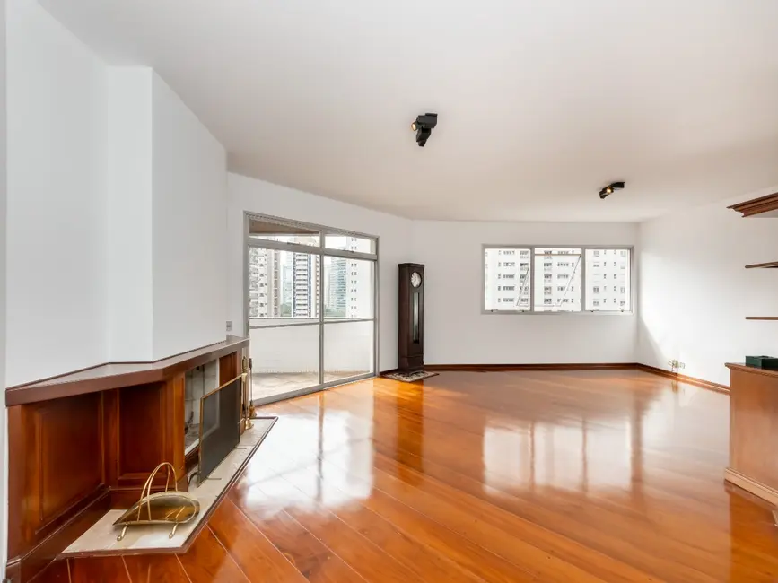 Foto 9 de Apartamento com 4 quartos à venda, 244m2 em Vila Uberabinha, São Paulo - SP