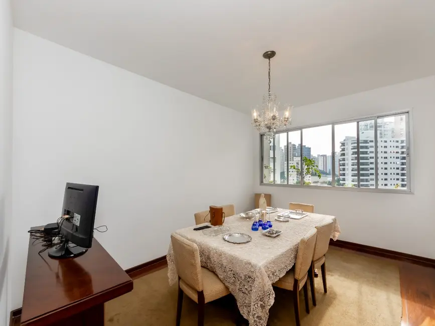 Foto 7 de Apartamento com 4 quartos à venda, 244m2 em Vila Uberabinha, São Paulo - SP