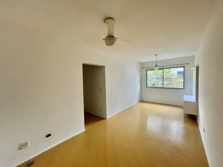 Foto 3 de Apartamento com 2 quartos à venda, 64m2 em Vila Olímpia, São Paulo - SP