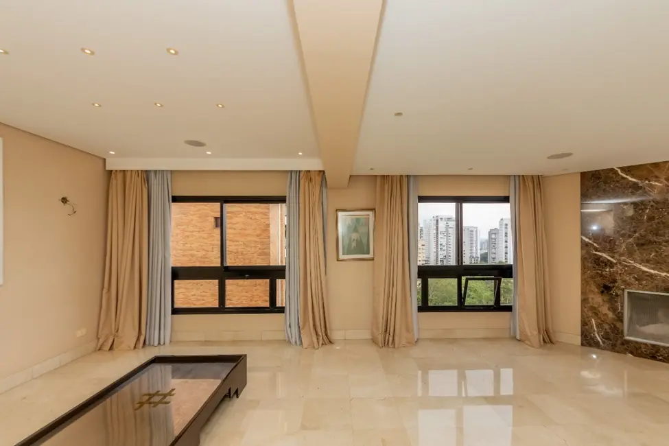 Apartamento com 4 quartos à venda, 247m2 em Vila Suzana, São Paulo - SP - imagem 7 Foto 7 de Apartamento com 4 quartos à venda, 247m2 em Vila Suzana, São Paulo - SP