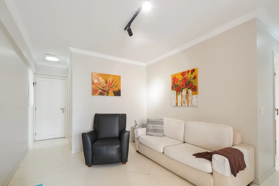 Foto 5 de Apartamento com 2 quartos à venda, 57m2 em Moema, São Paulo - SP