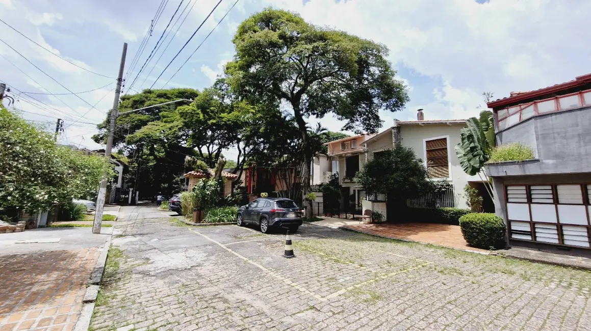 Casa de Vila com 3 quartos à venda, 216m2 em Jardim Paulista, São Paulo - SP - imagem 4 Foto 4 de Casa de Vila com 3 quartos à venda, 216m2 em Jardim Paulista, São Paulo - SP