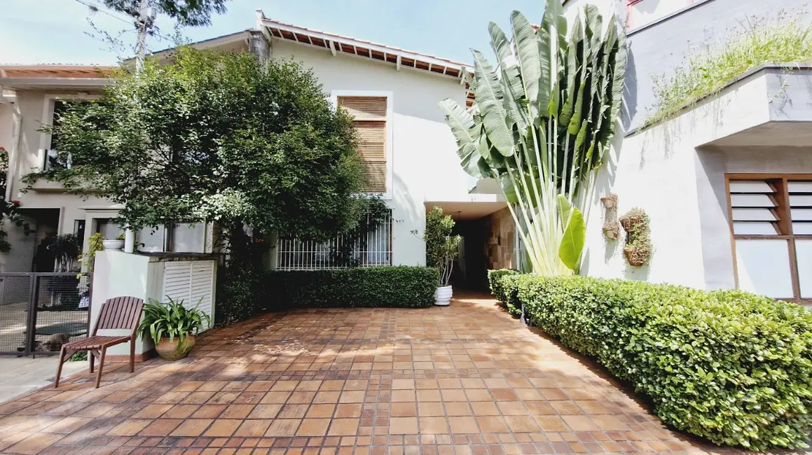 Foto 1 de Casa de Vila com 3 quartos à venda, 216m2 em Jardim Paulista, São Paulo - SP