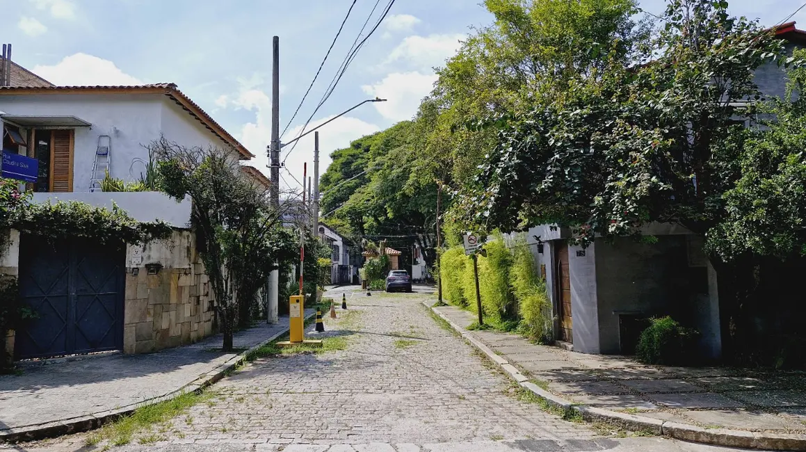 Casa de Vila com 3 quartos à venda, 216m2 em Jardim Paulista, São Paulo - SP - imagem 3 Foto 3 de Casa de Vila com 3 quartos à venda, 216m2 em Jardim Paulista, São Paulo - SP