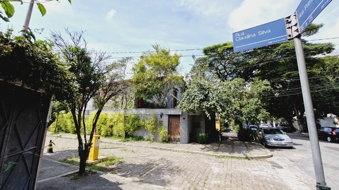 Foto 2 de Casa de Vila com 3 quartos à venda, 216m2 em Jardim Paulista, São Paulo - SP