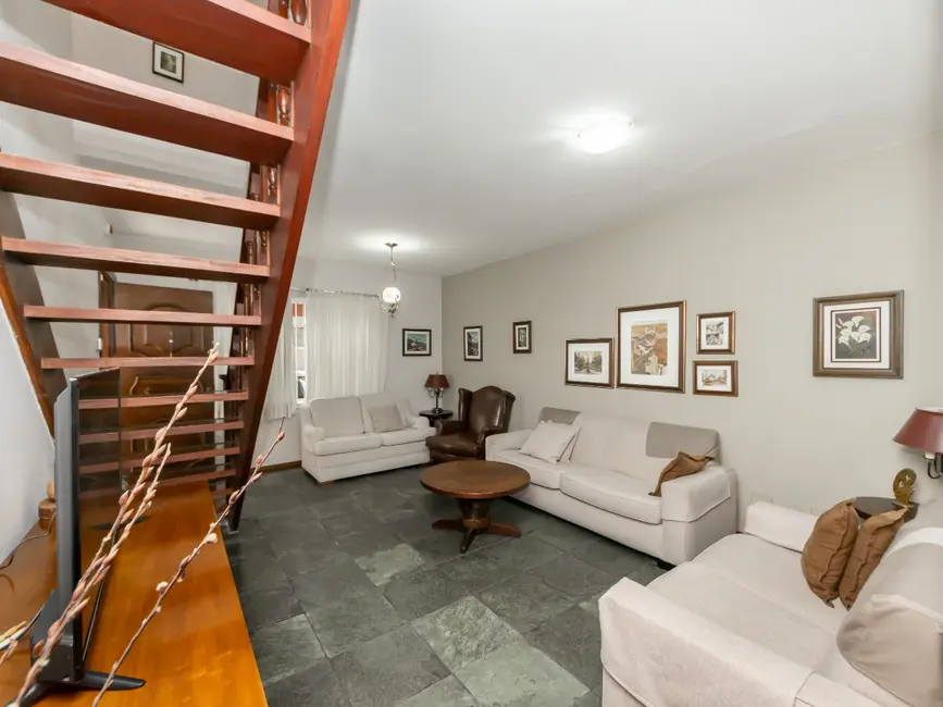 Sobrado com 3 quartos à venda, 162m2 em Jardim Petrópolis, São Paulo - SP - imagem 4 Foto 4 de Sobrado com 3 quartos à venda, 162m2 em Jardim Petrópolis, São Paulo - SP