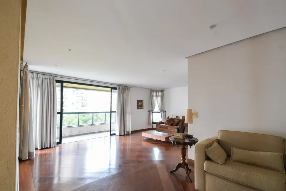 Foto 1 de Apartamento com 4 quartos à venda, 160m2 em Vila Suzana, São Paulo - SP