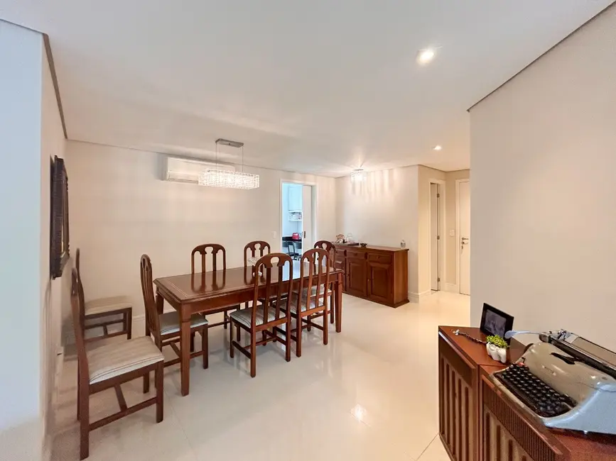 Foto 9 de Apartamento com 3 quartos à venda, 151m2 em Vila Mariana, São Paulo - SP