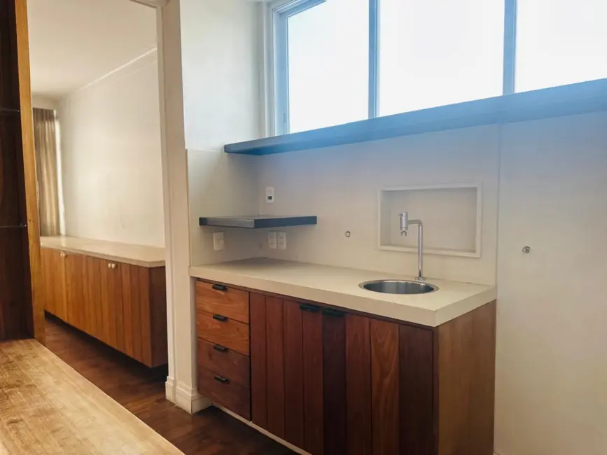 Foto 5 de Apartamento com 3 quartos à venda, 210m2 em Cerqueira César, São Paulo - SP