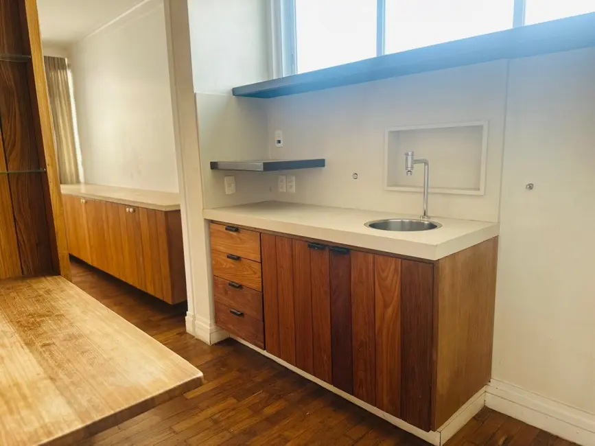 Foto 4 de Apartamento com 3 quartos à venda, 210m2 em Cerqueira César, São Paulo - SP