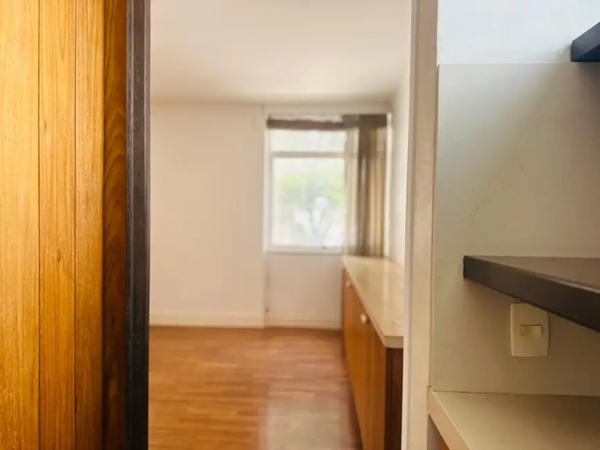 Foto 6 de Apartamento com 3 quartos à venda, 210m2 em Cerqueira César, São Paulo - SP