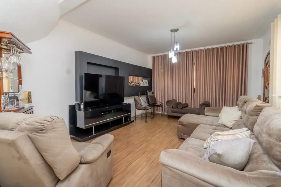 Casa de Vila com 4 quartos à venda, 233m2 em Vila Diva (Zona Leste), São Paulo - SP - imagem 7 Foto 7 de Casa de Vila com 4 quartos à venda, 233m2 em Vila Diva (Zona Leste), São Paulo - SP