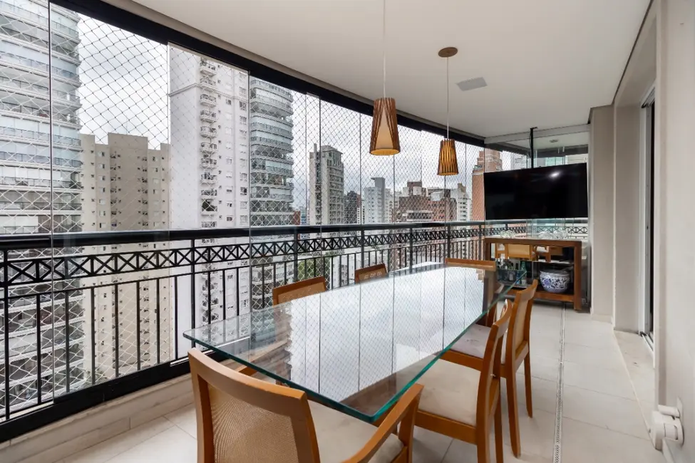 Foto 1 de Apartamento com 4 quartos à venda, 170m2 em Vila Uberabinha, São Paulo - SP