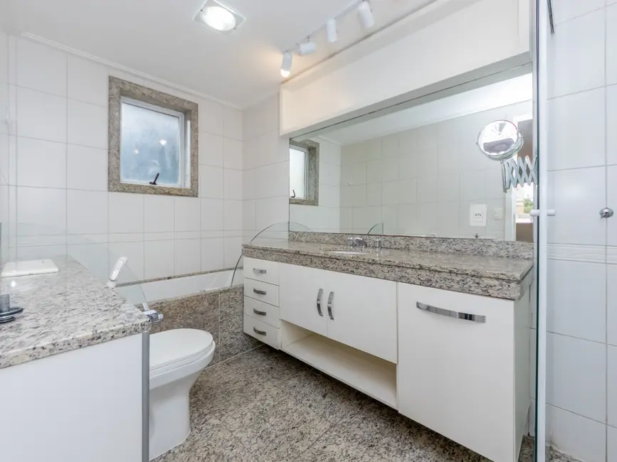 Foto 2 de Apartamento com 3 quartos à venda, 218m2 em São Paulo - SP