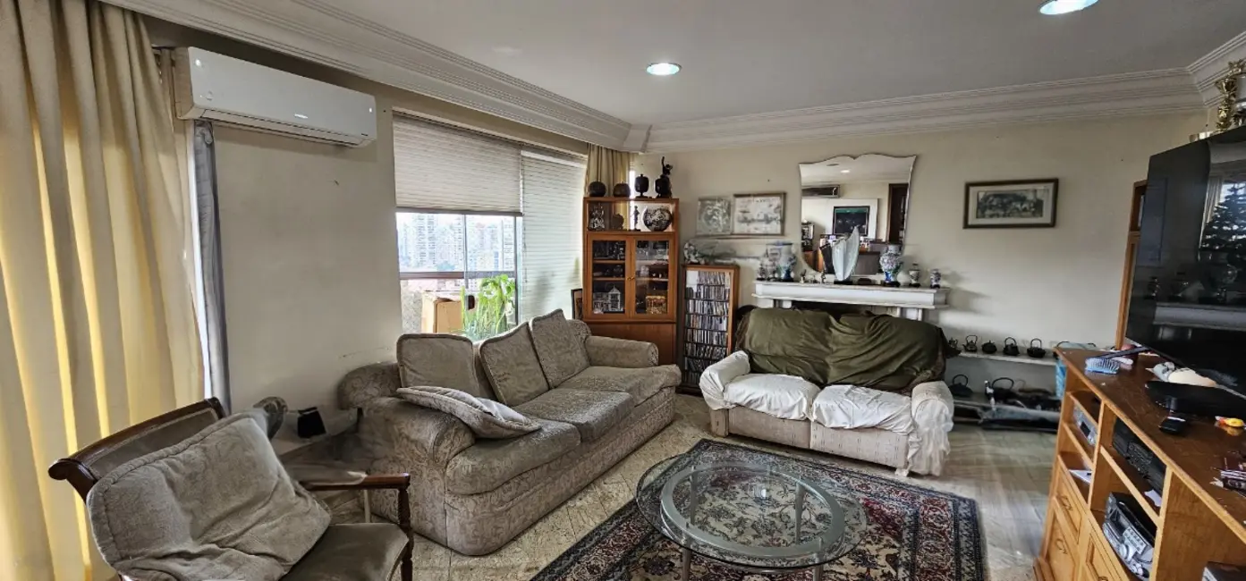 Apartamento com 4 quartos à venda, 248m2 em Aclimação, São Paulo - SP - imagem 3 Foto 3 de Apartamento com 4 quartos à venda, 248m2 em Aclimação, São Paulo - SP