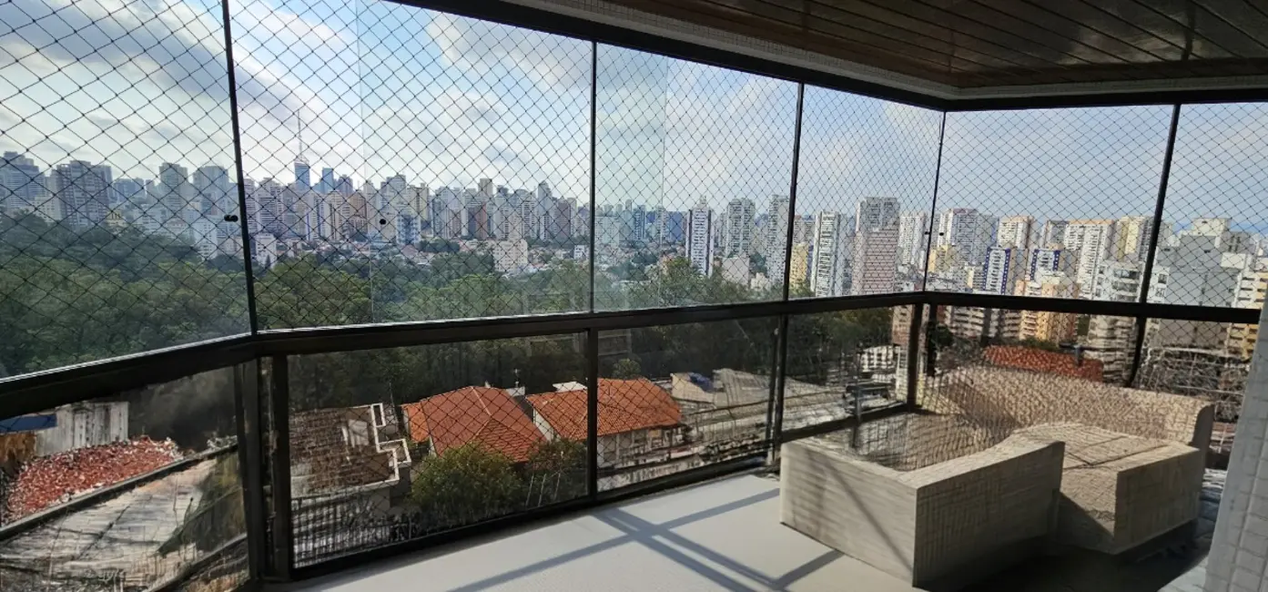 Apartamento com 4 quartos à venda, 248m2 em Aclimação, São Paulo - SP - imagem 4 Foto 4 de Apartamento com 4 quartos à venda, 248m2 em Aclimação, São Paulo - SP