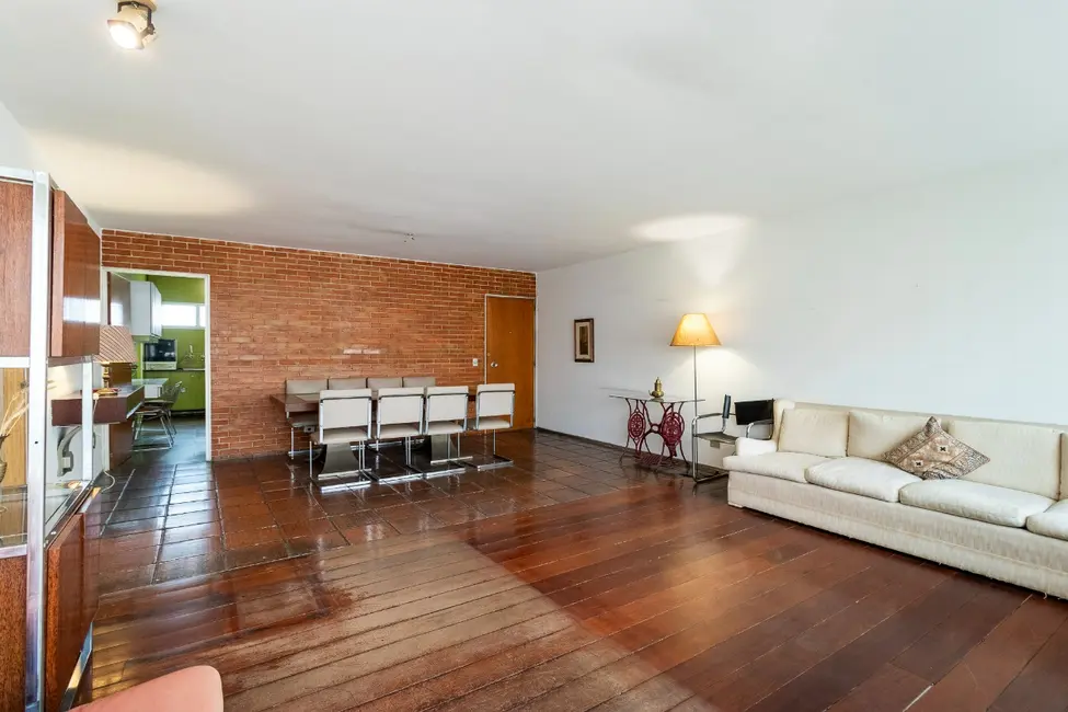 Apartamento com 3 quartos à venda, 137m2 em Itaim Bibi, São Paulo - SP - imagem 2 Foto 2 de Apartamento com 3 quartos à venda, 137m2 em Itaim Bibi, São Paulo - SP