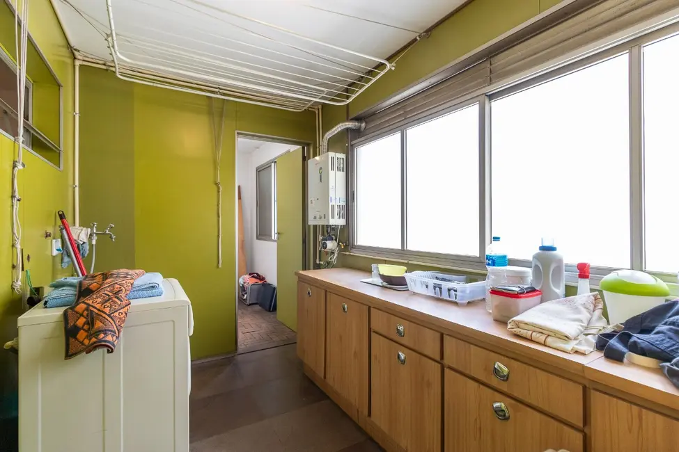 Apartamento com 3 quartos à venda, 137m2 em Itaim Bibi, São Paulo - SP - imagem 8 Foto 8 de Apartamento com 3 quartos à venda, 137m2 em Itaim Bibi, São Paulo - SP