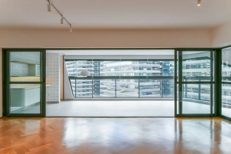 Apartamento com 3 quartos à venda, 196m2 em Chácara Santo Antônio (Zona Sul), São Paulo - SP - imagem 2 Foto 2 de Apartamento com 3 quartos à venda, 196m2 em Chácara Santo Antônio (Zona Sul), São Paulo - SP