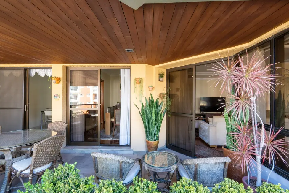 Foto 6 de Apartamento com 3 quartos à venda, 243m2 em Jardim Vitória Régia, São Paulo - SP